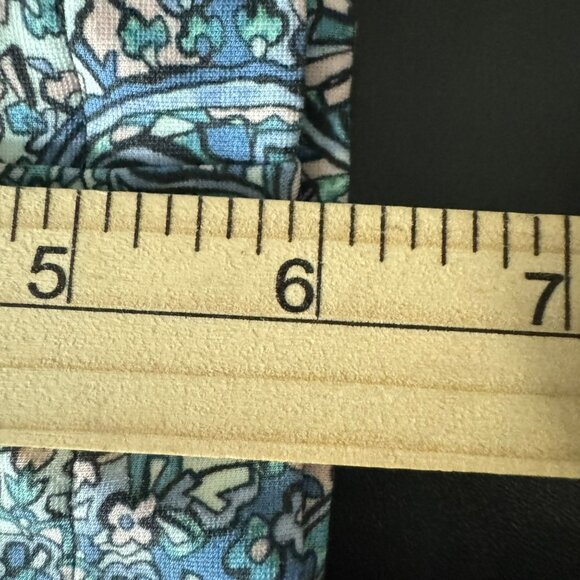 🟣 J. Jill Womens Blue High Rise Mom Short Floral Size Medium - Picture 6 of 8